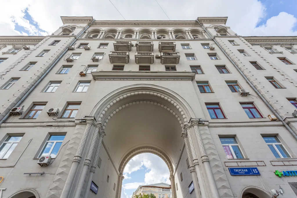 Квартира Квартира Просторная мансарда в самом центре — Москва