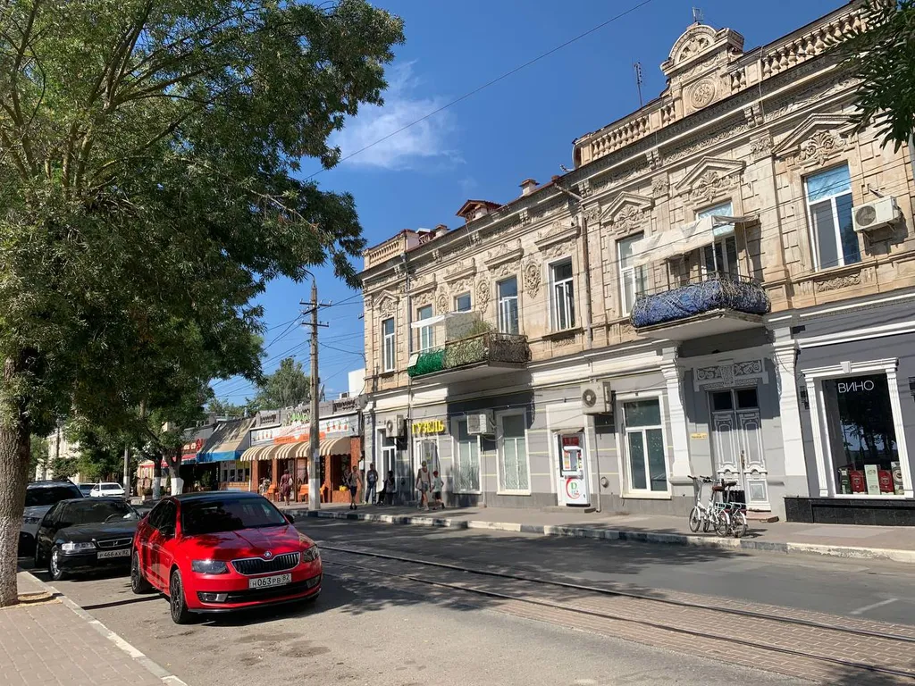 Апартаменты в трёх уровнях у моря