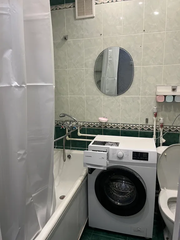 Квартира напротив крыла «Икара»