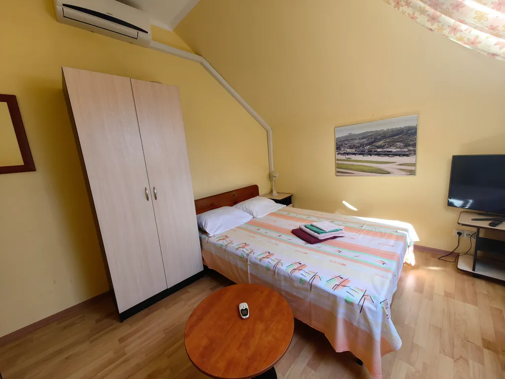 Квартира Комната в центре Адлера на 4 человека — Адлер