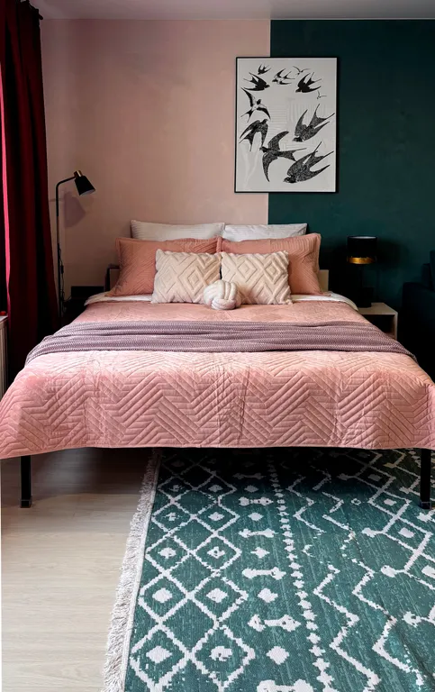 Большая светлая студия с дизайнерским ремонтом рядом с аэропортом