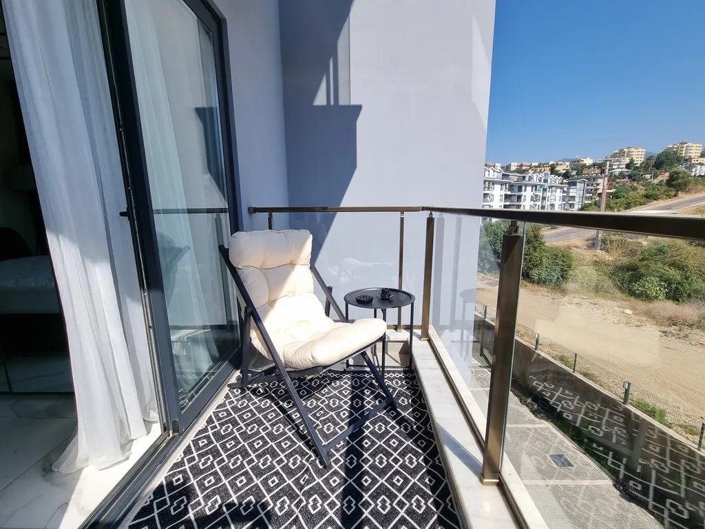 Новая квартира с видом на море