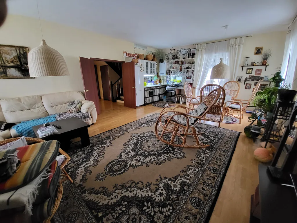 Комфортный уютный коттедж