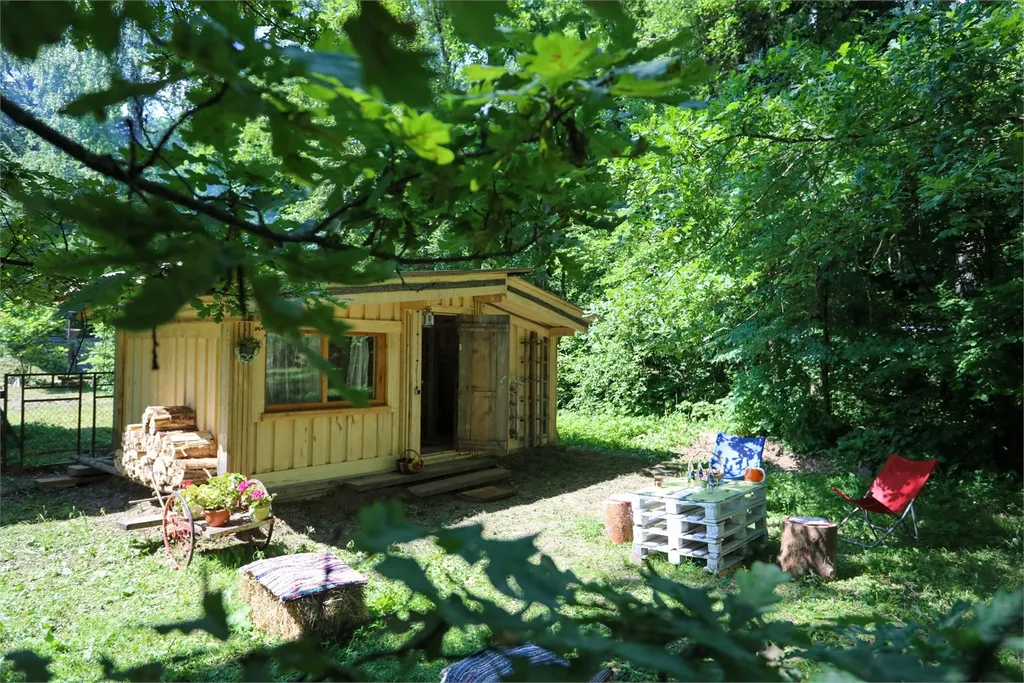 Глэмпинг с печкой-буржуйкой