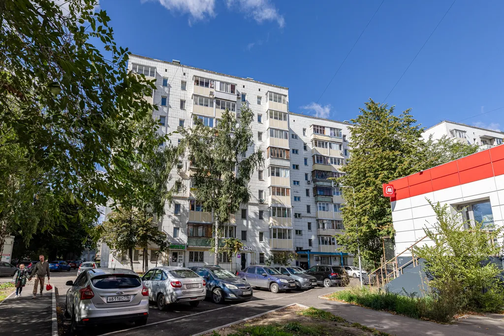 Уютная квартира Black and red house