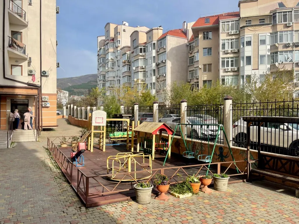 Квартира Просторная квартира в пяти минутах от пляжа — Геленджик