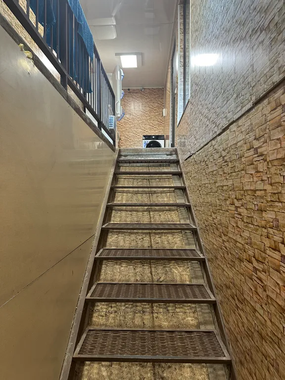 Дом в черте города со всеми удобствами