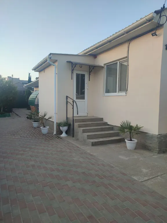 Коттедж Домик двухкомнатный — Судак