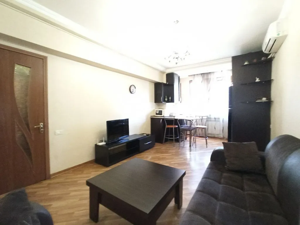 Квартира Квртира рядом Площадю Республики — аренда посуточно в Ереван