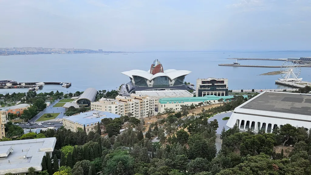 Квартира с видом на море и город — аренда посуточно в Баку