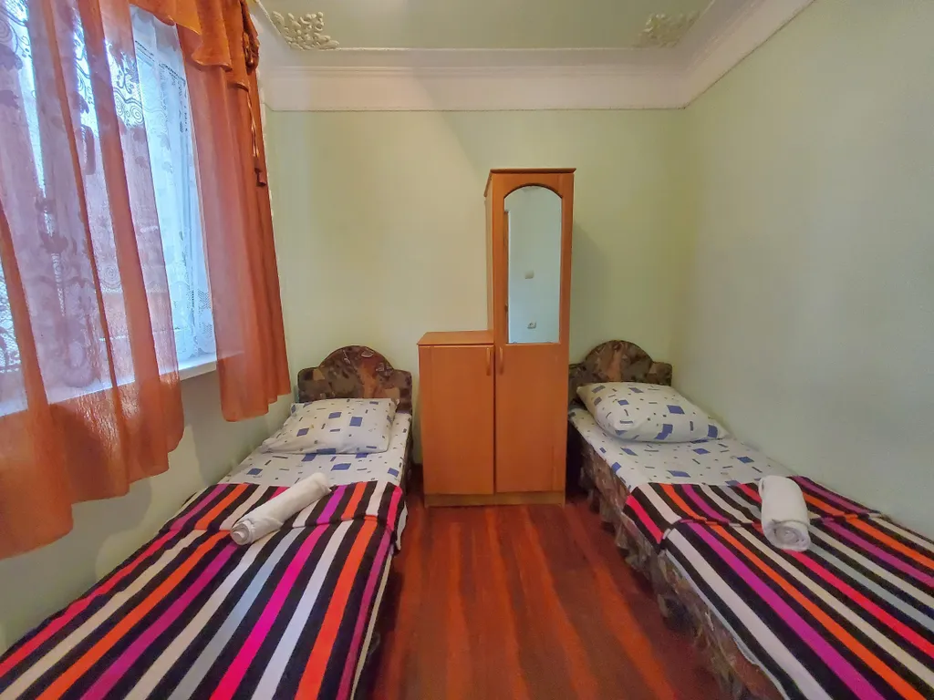 Квартира Комната — аренда посуточно в Лоо