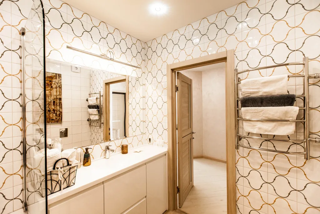 Апартаменты фиолетовый диванчик с видом на Лавру