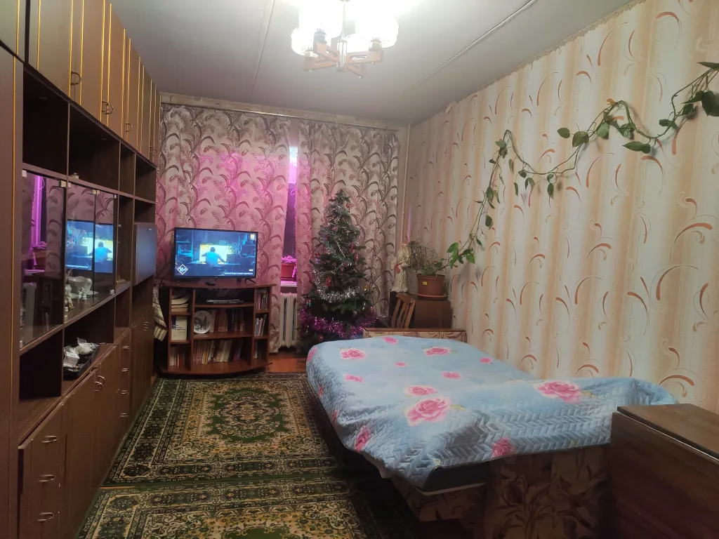 Уютная двухкомнатная квартира — аренда посуточно в Кировск