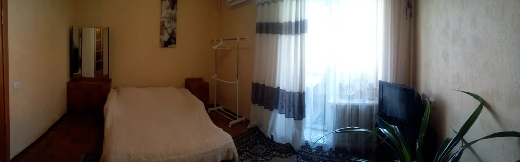 Квартира 2-комнатная Квартира — Алушта