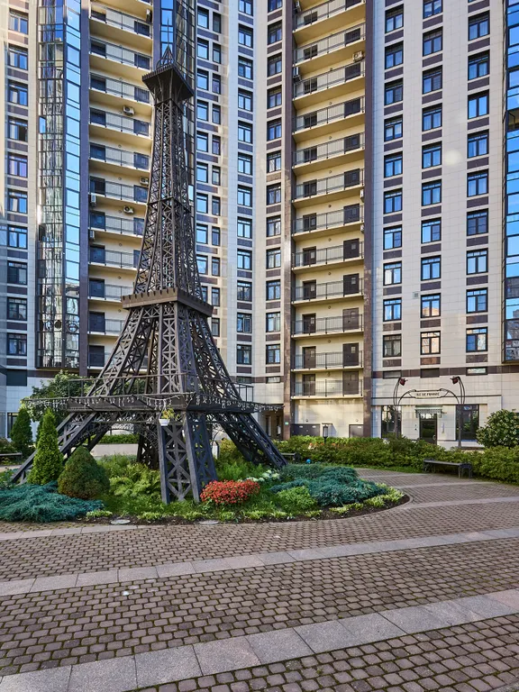 Париж за вашим окном