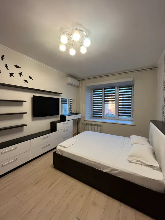 Квартира Вместительная квартира, закрытый двор, рядом с ТЦ Покровскай — Красноярск