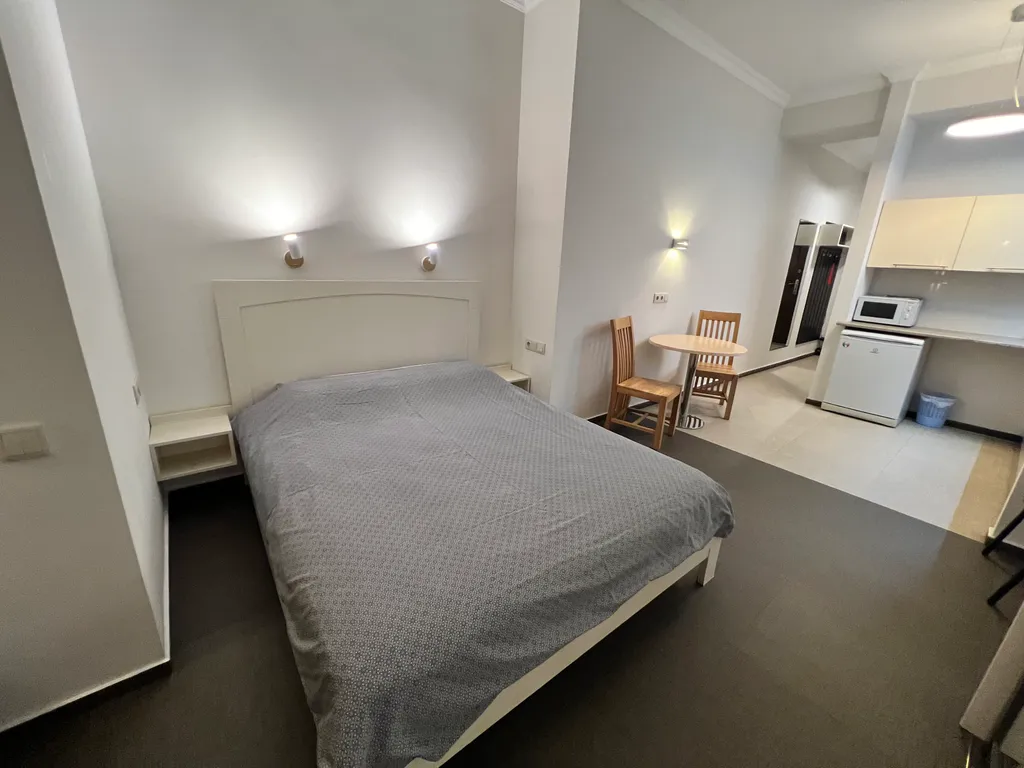 Tbilisi Vake Center Tennis Court Apt 8L