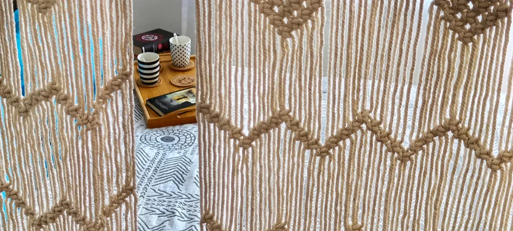 Студия с видом на горы в самом центре