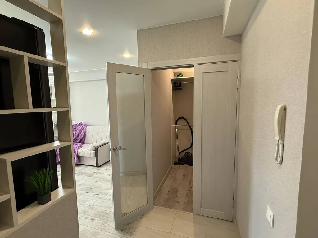 Стильная евродвушка, вид на горы, балкон