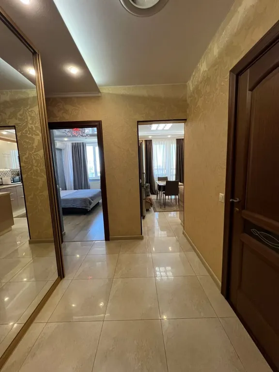 Отличная квартира рядом с броско молл