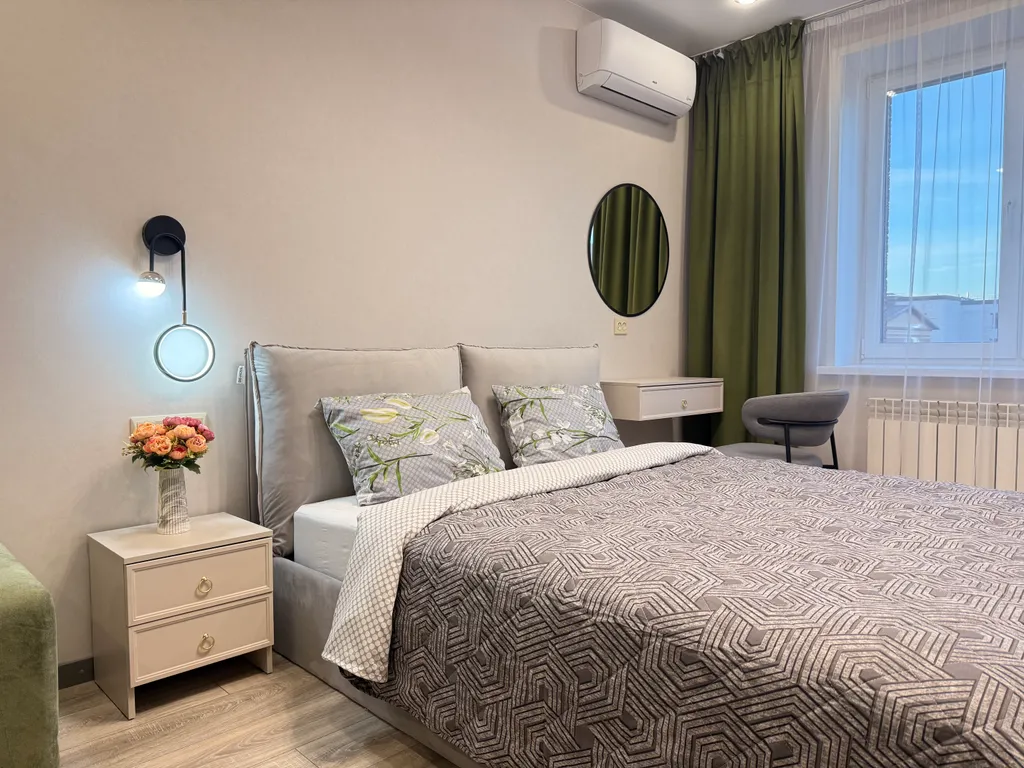 Квартира Уютная 2х квартира с камином и шикарным балконом, в новом доме — Ярославль