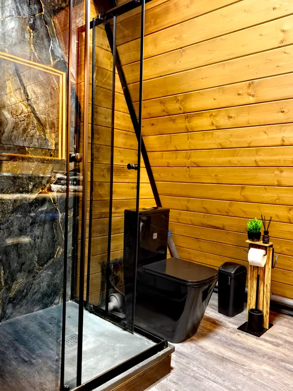 Дом в лесу и никаких соседей