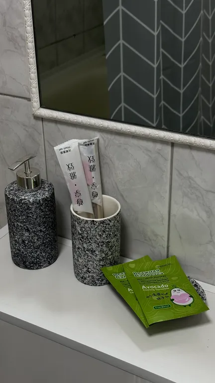 Квартира в свежем ремонте с прекрасным видом из окна