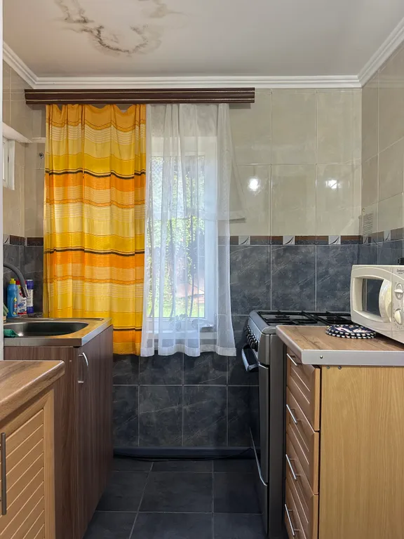 Коттедж Уютный дом в центре города — Сухум