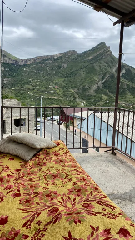 Уютная квартирав в Гунибе, с прекрасным видом с балкона на горы