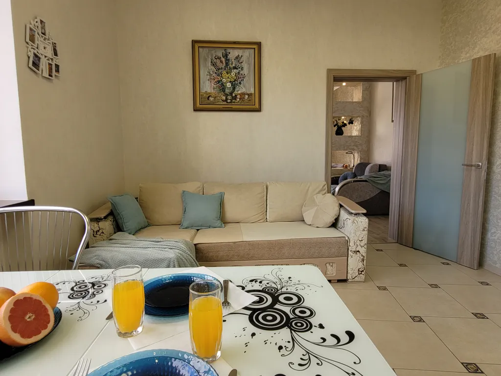 Квартира Квартира Просторная евродвушка около моря — Геленджик