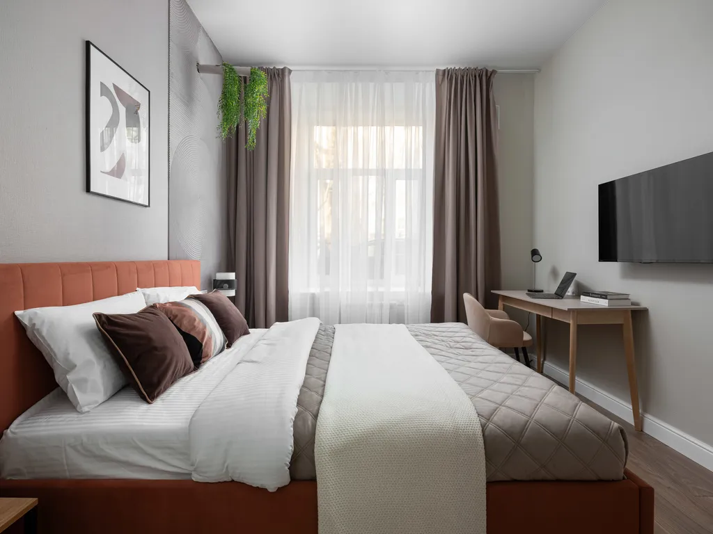 Дизайнерская четверка на патриарших прудах