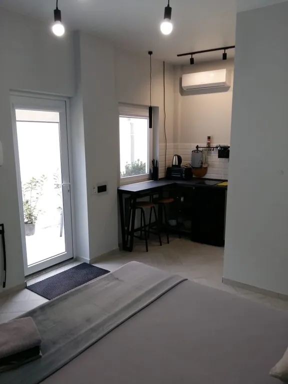 Уютная студия с террасой