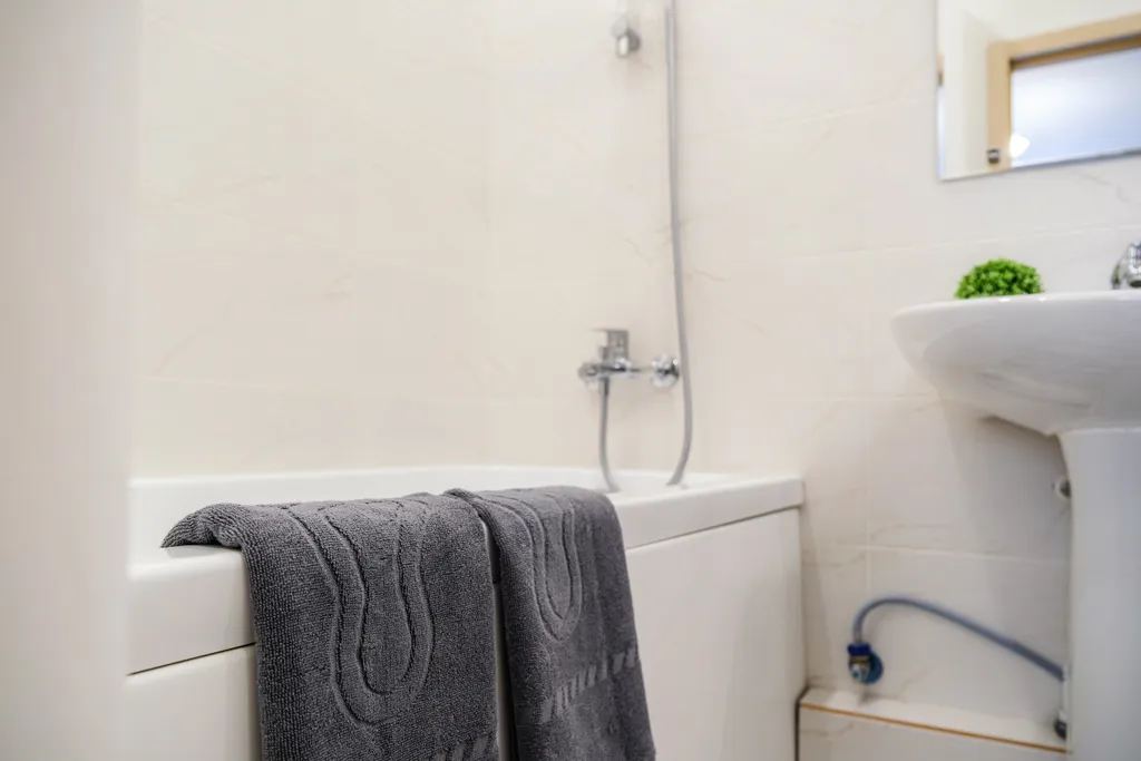 Лучистый берег