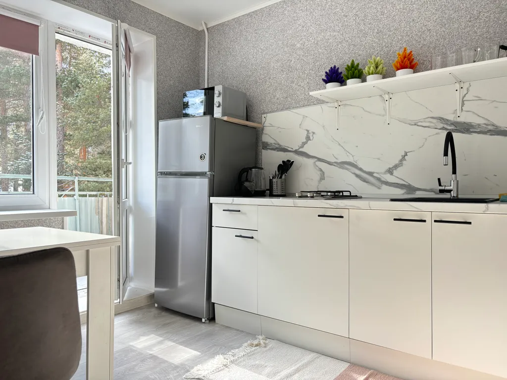 Квартира с видом на лес и горы