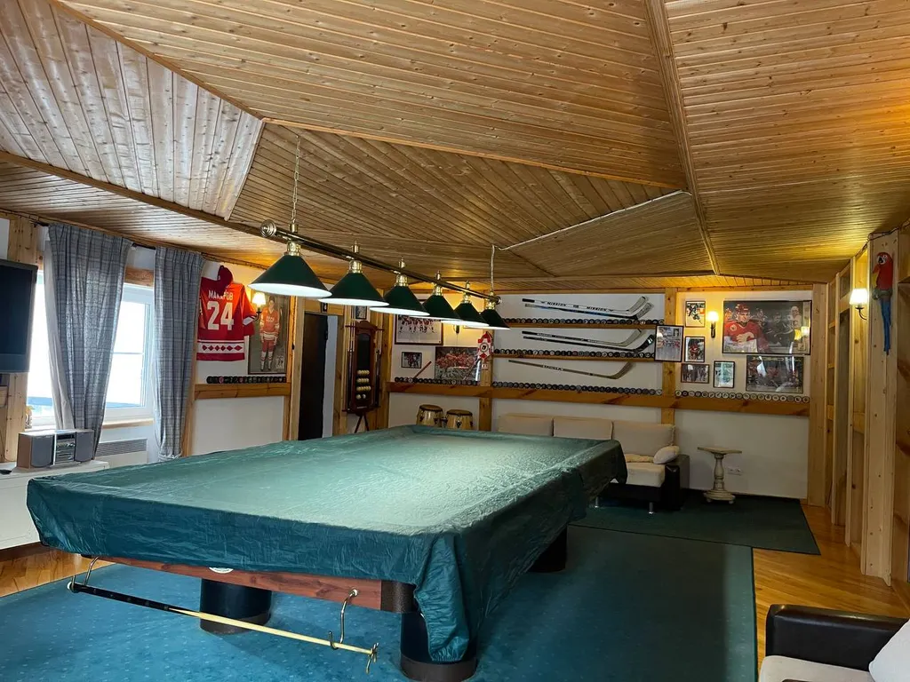 Уютный загородный дом с баней и бассейном