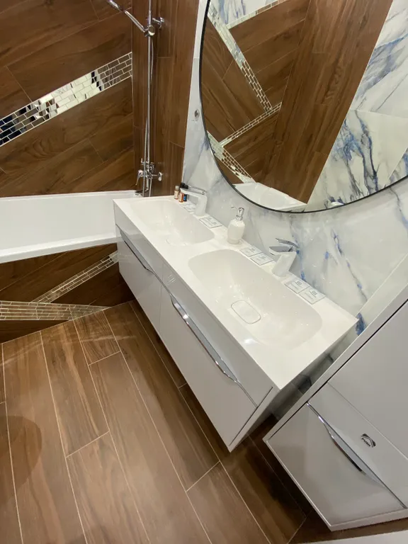 Дом- коттедж  с шикарным дизайнерским ремонтом