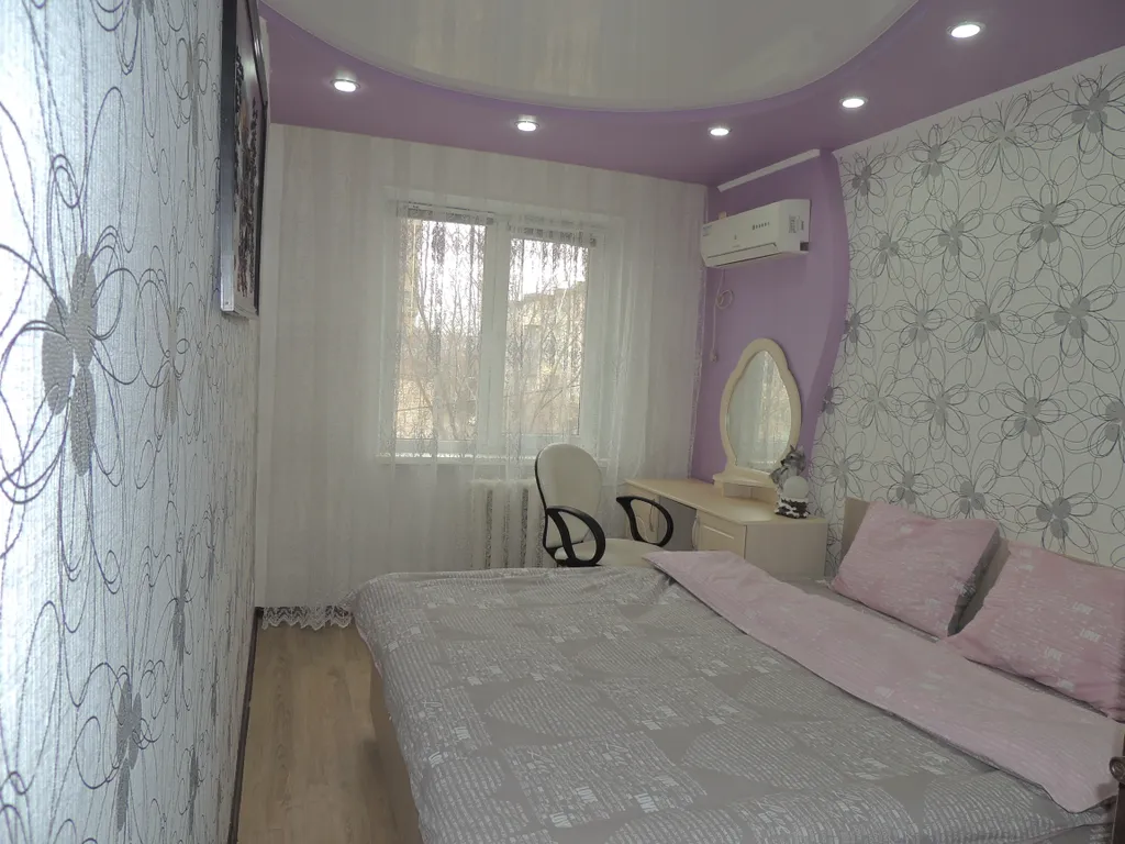 Квартира Тихо, уютно, в центре города возле набережной — аренда посуточно в Камышин