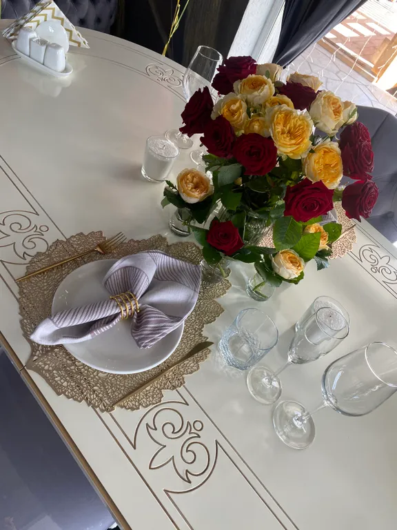 Шикарный и просторный двух этажный коттедж со вторым светом и баней