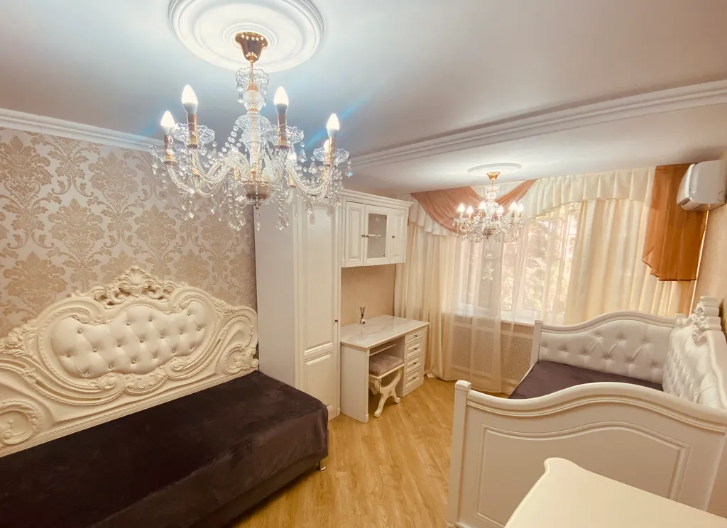 Трёхкомнатная квартира в самом центре Сочи рядом с морем