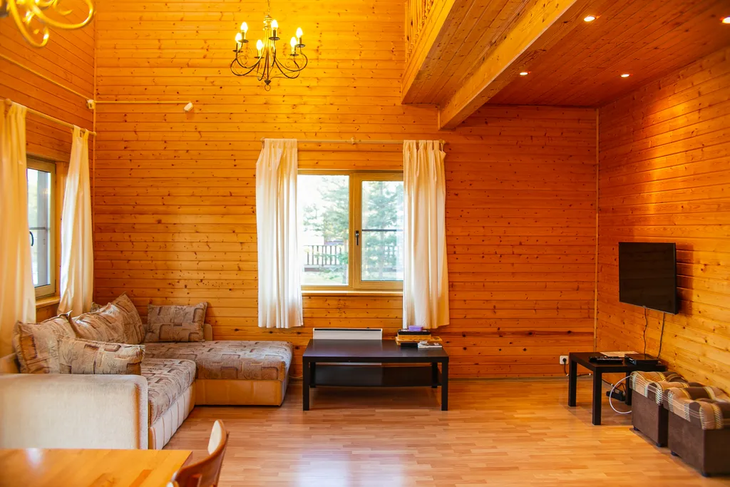 Коттедж Коттедж 3 спальни на берегу реки — Лодейное Поле