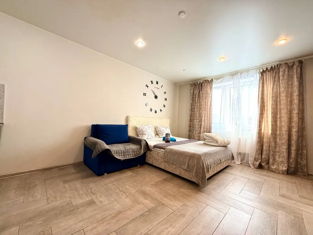 Евро студия недалеко от аэропорта