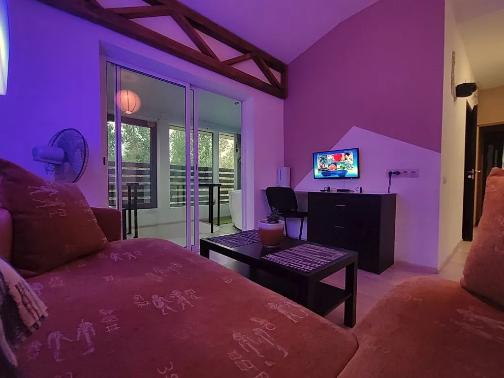 Вилла с гриль-верандой, сауной, купелью и джакузи