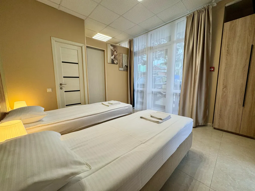 Квартира Квартира Двухкомнатный номер с кухней 1 этаж с отдельным входом — Геленджик