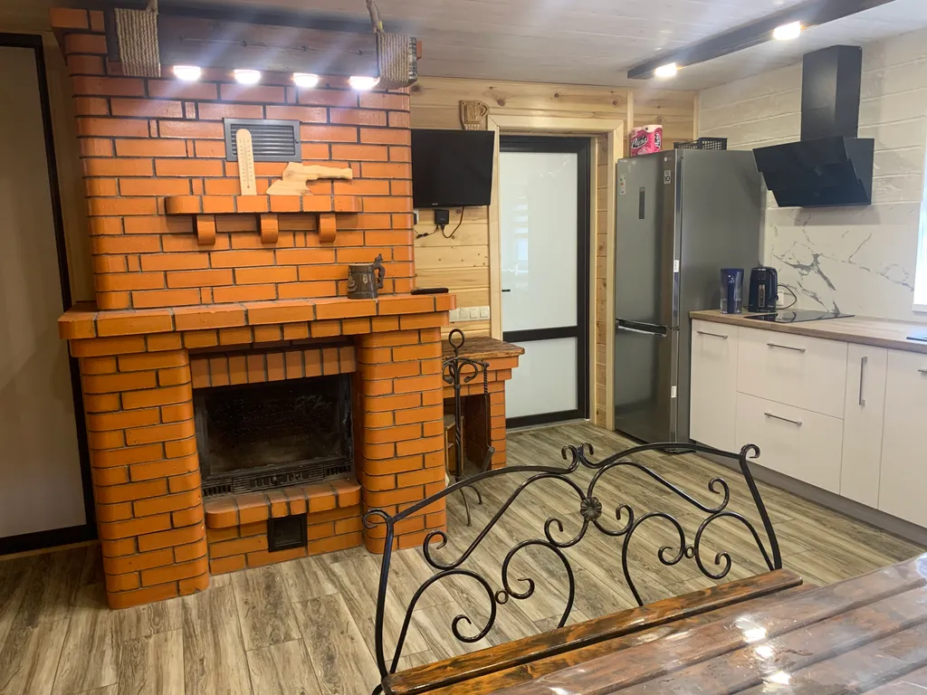 Красивый гостевой дом с баней на дровах возле Минского Моря