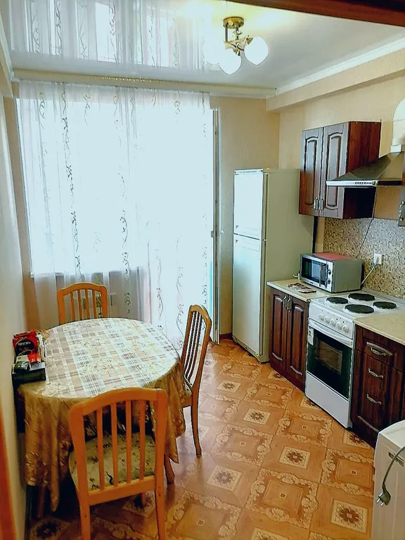 Напротив Ледового Дворца