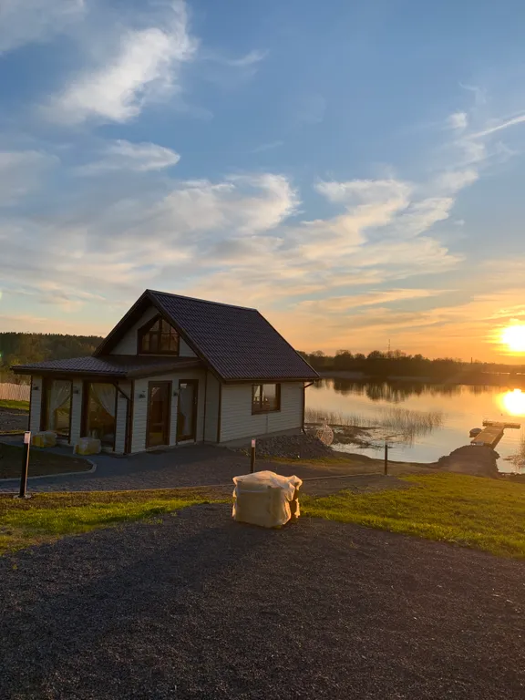 Дом на берегу Ладожского озера