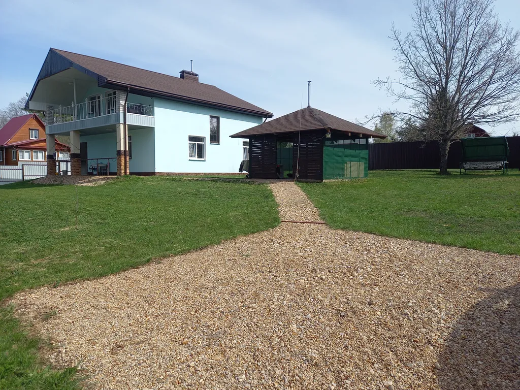 Коттедж Дом на озере — аренда посуточно в Неприе