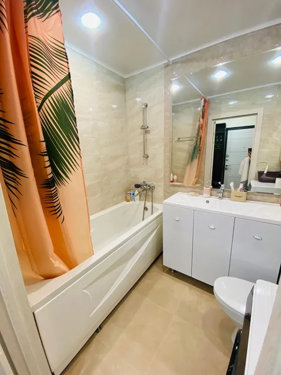 Квартира с новым ремонтом, чистая, светлая, уютная, в новостройке