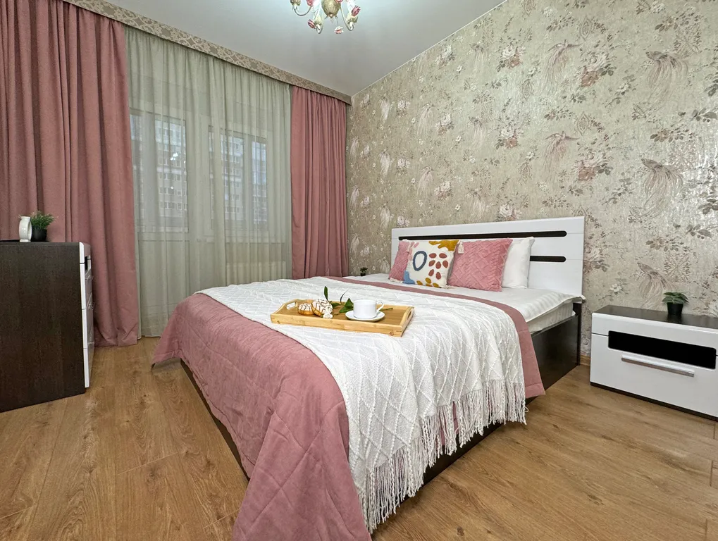 Розовая соната