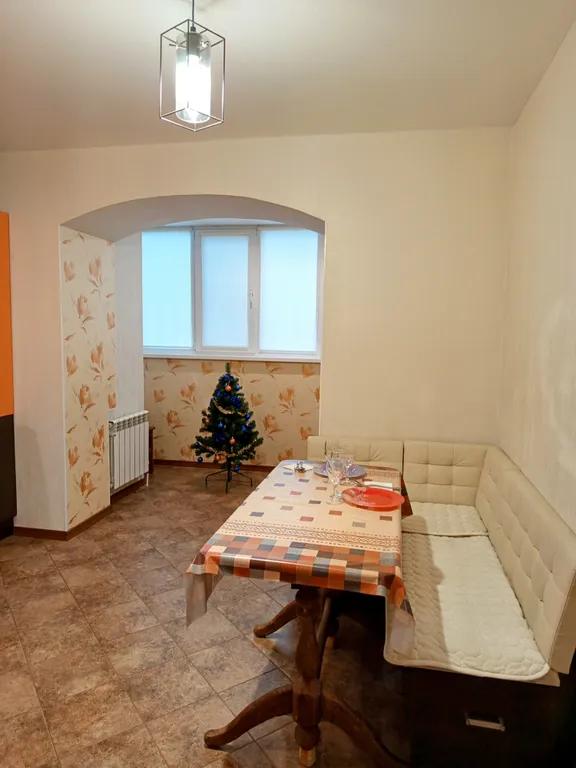 Шикарная двухкомнатная квартира  у Кремля с индивидуальным отоплением